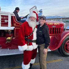 Utah Santa Dave with kids